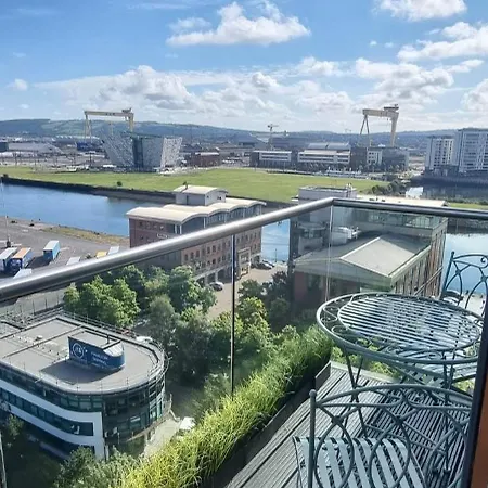 Sailortown Stays - 4 Star Luxury Apartment Belfast Exterior foto